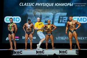 CLASSIC PHYSIQUE ЮНИОРЫ